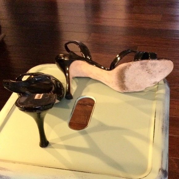 MANOLO BLAHNIK CLASSIC HEELS EXCELLENT CONDITION - Picture 7 of 8